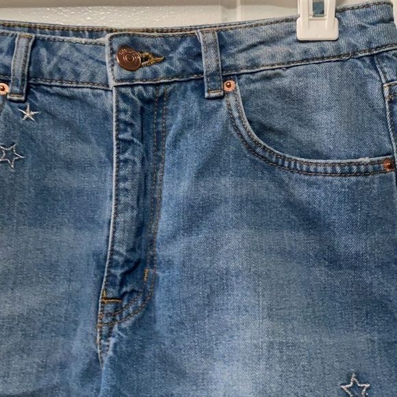 H&M Coachella Cut off Jean Shorts size 10 - Picture 3 of 10